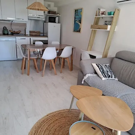 Appartement Rez-de-jardin, Vue Mer, Le Lavandou